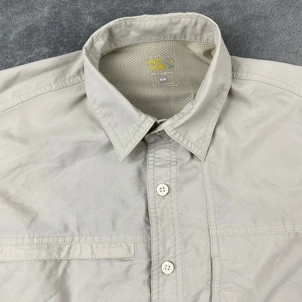 Mountain Hardwear Mens M Shirt Tan Long Sleeve Vented Hiking Button Up